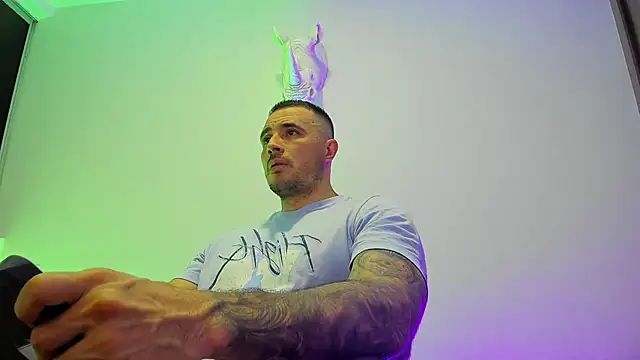 Snapshot of Dagoti chatting on 03-21-26, 04:17 Dagoti online show from 03-21-26, 04:17