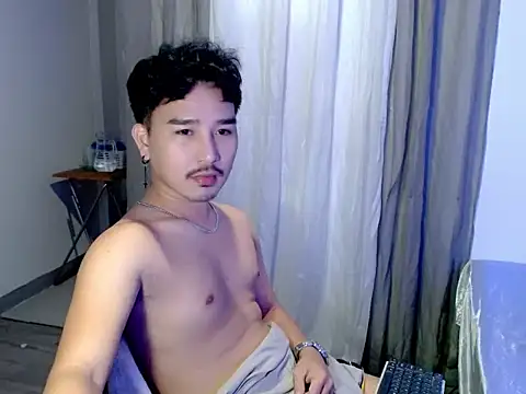 Snapshot of cute_richard24 chatting on 06-24-26, 06:40 cute richard24 online show from 06-24-26, 06:40