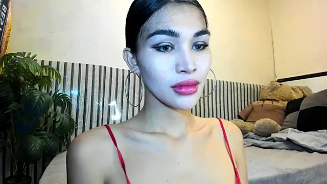 Snapshot of Ms_Monica chatting on 05-08-26, 08:30 Ms Monica online show from 05-08-26, 08:30