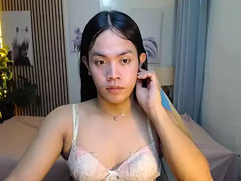 Snapshot of lava_lux chatting on 10-15-25, 03:17 lava lux online show from 10-15-25, 03:17
