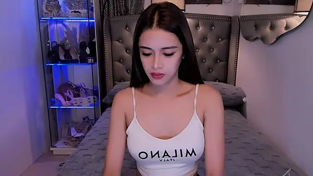 Snapshot of Lars_empress chatting on 10-02-25, 08:32 Lars empress online show from 10-02-25, 08:32