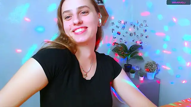 AmandaDimond  online show from 10-27-25, 01:26