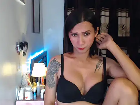 Snapshot of hottielicious_slut69 chatting on 01-16-26, 12:53 hottielicious slut69 online show from 01-16-26, 12:53