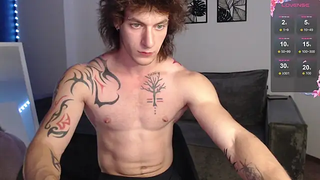 Snapshot of Brendan__Piks chatting on 09-20-25, 07:48 Brendan Piks online show from 09-20-25, 07:48