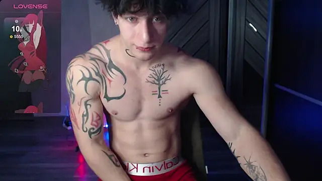 Snapshot of Brendan__Piks chatting on 11-16-25, 08:53 Brendan Piks online show from 11-16-25, 08:53