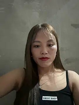 Snapshot of MychuSweet chatting on 10-22-25, 12:49 MychuSweet online show from 10-22-25, 12:49