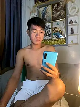 xshyboyx online show from 09-10-25, 03:23