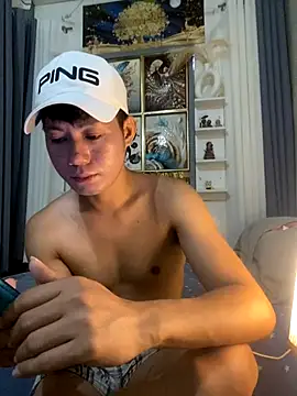 xshyboyx online show from 10-15-25, 01:50