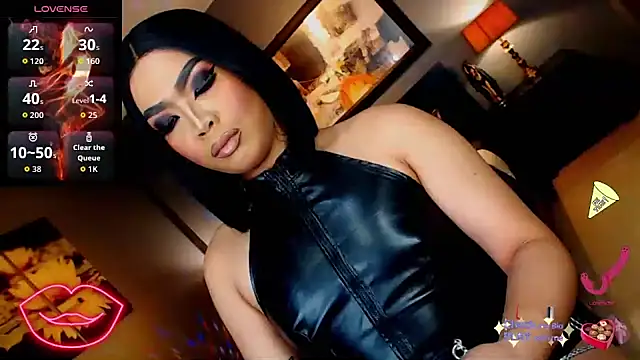 FridaHumphrey online show from 10-20-25, 06:08