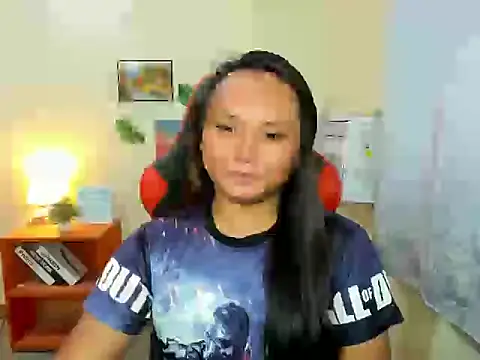 Snapshot of hella_queen chatting on 03-20-26, 09:25 hella queen online show from 03-20-26, 09:25