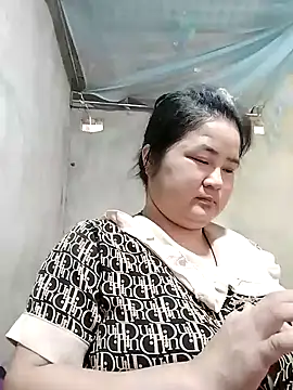 Snapshot of BigBoobs186 chatting on 10-03-25, 12:40 BigBoobs186 online show from 10-03-25, 12:40