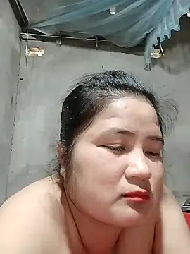 Snapshot of BigBoobs186 chatting on 10-09-25, 03:04 BigBoobs186 online show from 10-09-25, 03:04