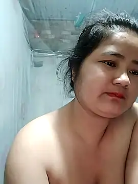 Snapshot of BigBoobs186 chatting on 10-20-25, 09:48 BigBoobs186 online show from 10-20-25, 09:48