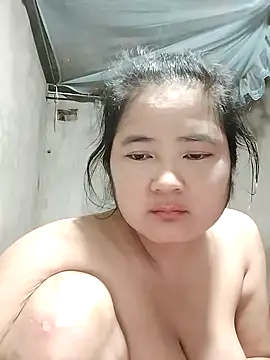 Snapshot of BigBoobs186 chatting on 11-19-25, 12:54 BigBoobs186 online show from 11-19-25, 12:54