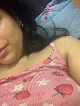 Snapshot of Soporsix chatting on 10-25-25, 11:07 Soporsix online show from 10-25-25, 11:07