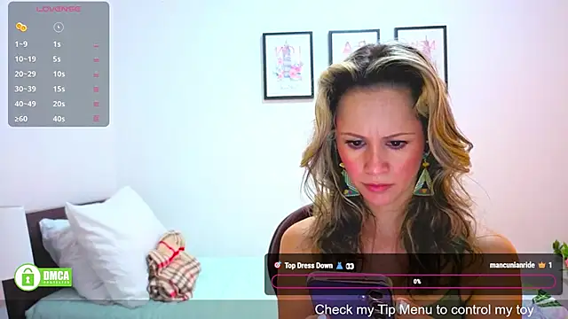 Snapshot of Miasiren chatting on 09-10-25, 02:28 Miasiren online show from 09-10-25, 02:28