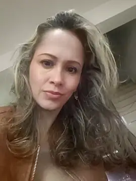 Snapshot of Miasiren chatting on 09-30-25, 05:18 Miasiren online show from 09-30-25, 05:18