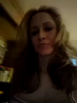 Snapshot of Miasiren chatting on 10-10-25, 01:59 Miasiren online show from 10-10-25, 01:59