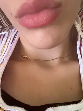 Mimisixo online show from 09-13-25, 10:15