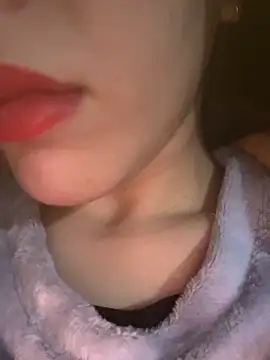 Mimisixo online show from 11-25-25, 04:29