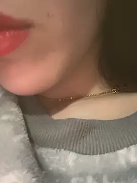 Mimisixo online show from 04-01-26, 11:24