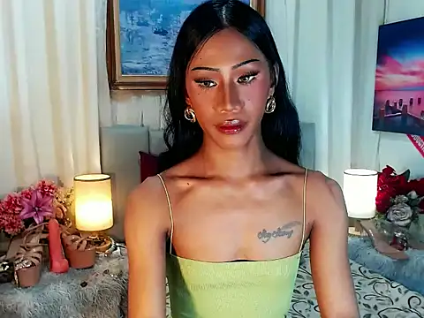 sassylatina online show from 11-02-25, 06:43