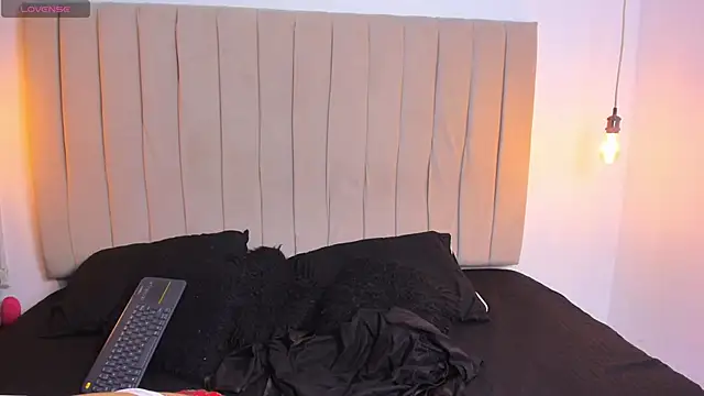 ana foxi online show from 10-04-25, 02:53