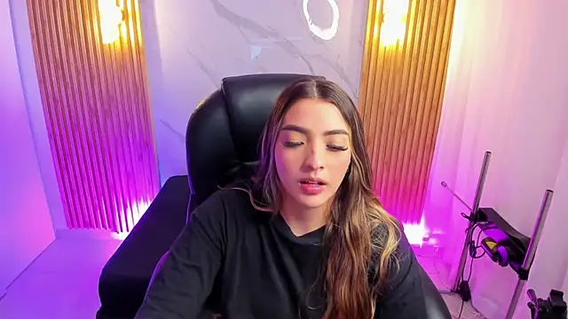 KYLIE JONES6 online show from 11-10-25, 03:05