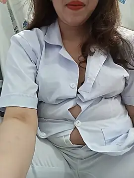 Ariana-Vy online show from 05-19-26, 12:27