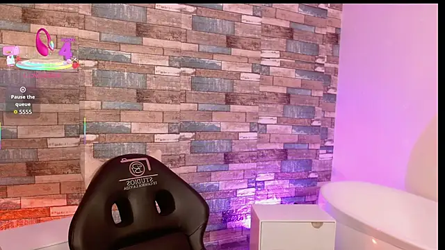 LIHIAN TAY online show from 10-07-25, 11:51