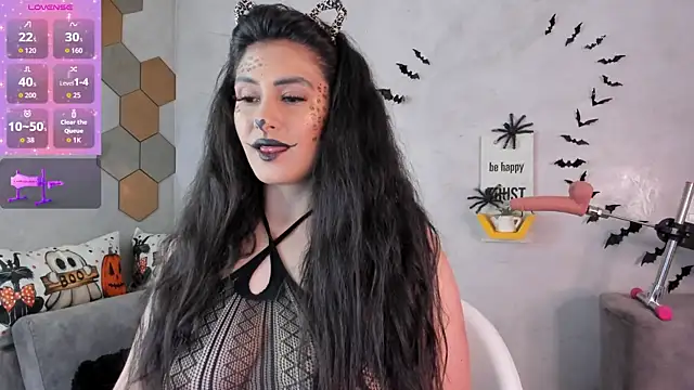 Snapshot of saritass_ chatting on 10-30-25, 02:35 saritass online show from 10-30-25, 02:35