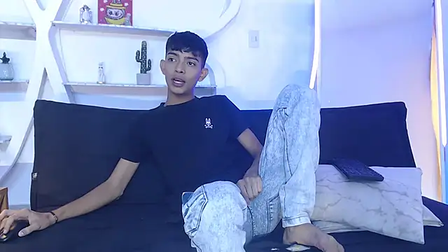 PRETTY SEX1 online show from 10-11-25, 01:20