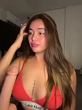 Snapshot of urasianlady chatting on 12-16-25, 04:56 urasianlady online show from 12-16-25, 04:56