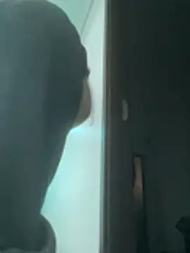 Snapshot of -Luxury chatting on 02-19-26, 08:43 -Luxury online show from 02-19-26, 08:43