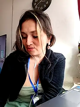 ALEJA  07 online show from 09-27-25, 08:47