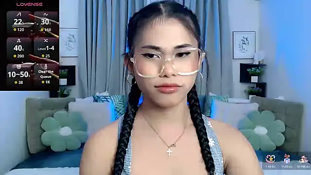 PrettyBlythes TS online show from 10-21-25, 11:33