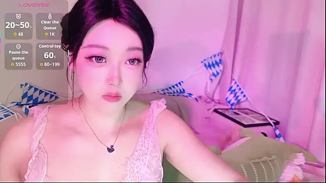 Snapshot of fufu-0808 chatting on 09-22-25, 09:50 fufu-0808 online show from 09-22-25, 09:50