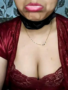 Horny Shalu online show from 04-17-26, 06:33