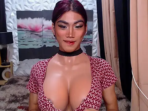DAYANARAHFOX online show from 12-17-25, 10:38