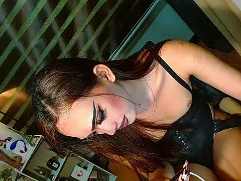 Queen yasii 88 online show from 04-15-26, 07:58