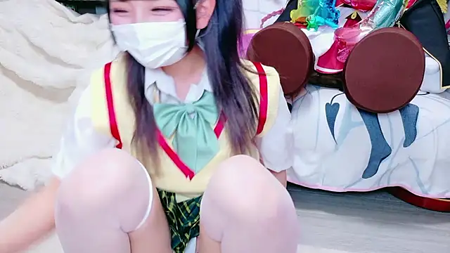 Snapshot of Hina-qp chatting on 02-23-26, 09:17 Hina-qp online show from 02-23-26, 09:17