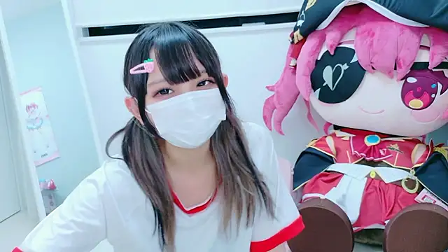 Snapshot of Hina-qp chatting on 05-26-26, 10:44 Hina-qp online show from 05-26-26, 10:44