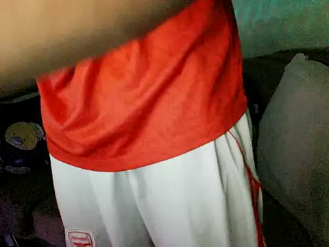 Snapshot of boyhigh1997 chatting on 10-08-25, 05:54 boyhigh1997 online show from 10-08-25, 05:54