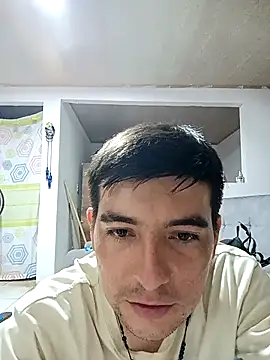 Gaticomalo1234 online show from 12-16-25, 12:04