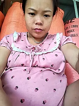 Snapshot of Rioo122 chatting on 10-05-25, 02:32 Rioo122 online show from 10-05-25, 02:32