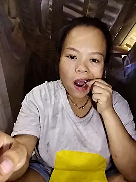 Snapshot of Rioo122 chatting on 10-19-25, 08:26 Rioo122 online show from 10-19-25, 08:26