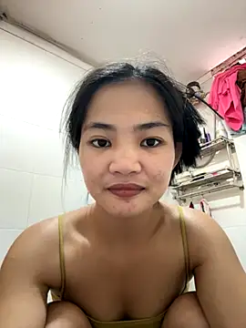 Snapshot of princess_janine chatting on 09-17-25, 06:48 princess janine online show from 09-17-25, 06:48