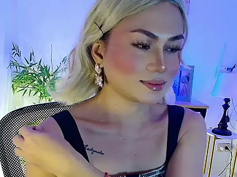 HOTkendraCumXxx online show from 04-12-26, 01:16