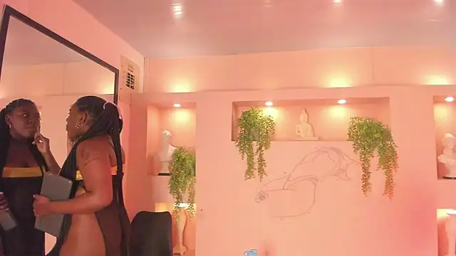 NanyMoreno online show from 09-19-25, 12:39