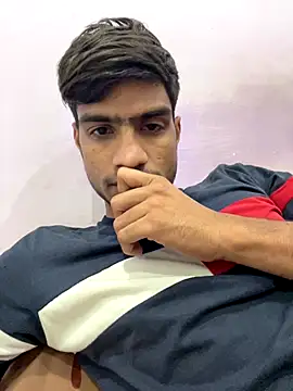 Snapshot of funny_sexxx chatting on 12-17-25, 06:14 funny sexxx online show from 12-17-25, 06:14